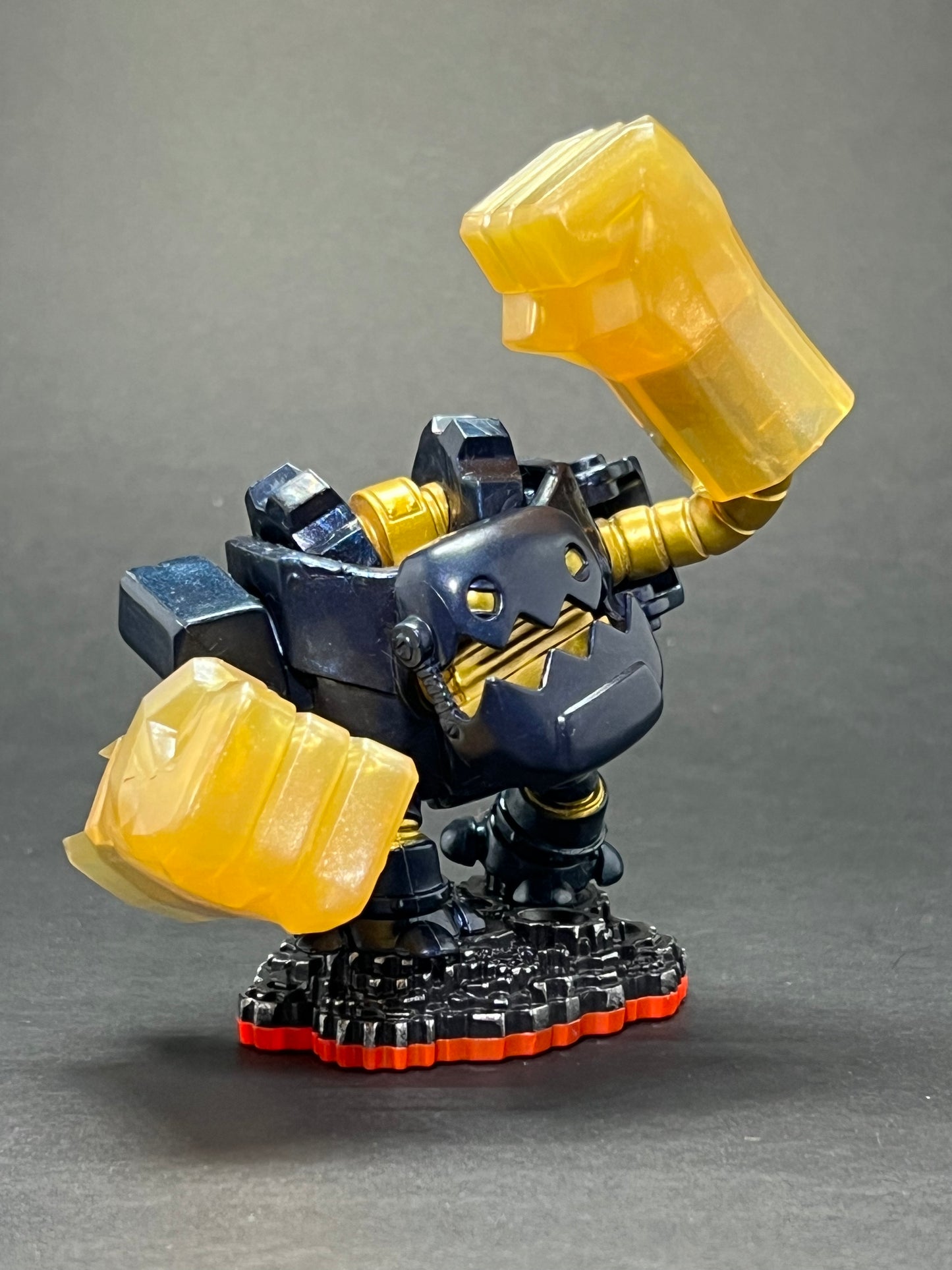 Trap Master Legendary Jaw Breaker - Trap Team