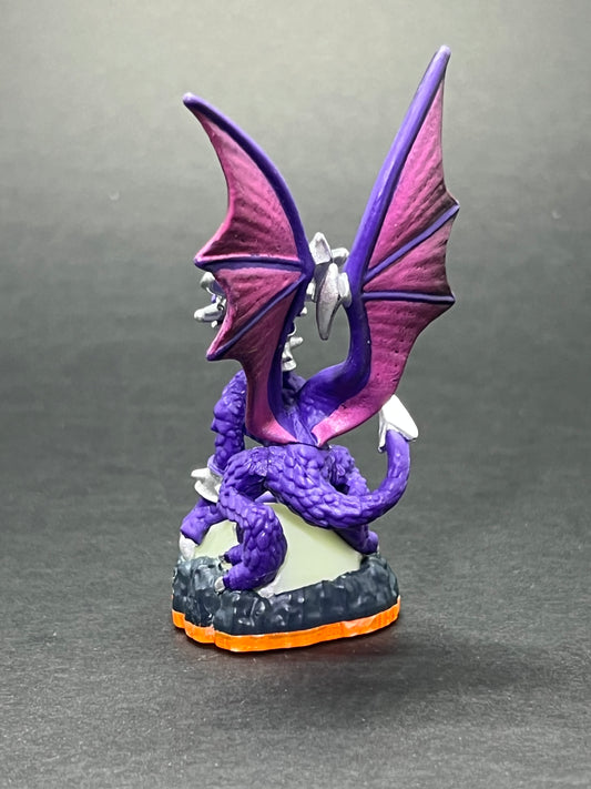 Cynder Series 2 - Giants