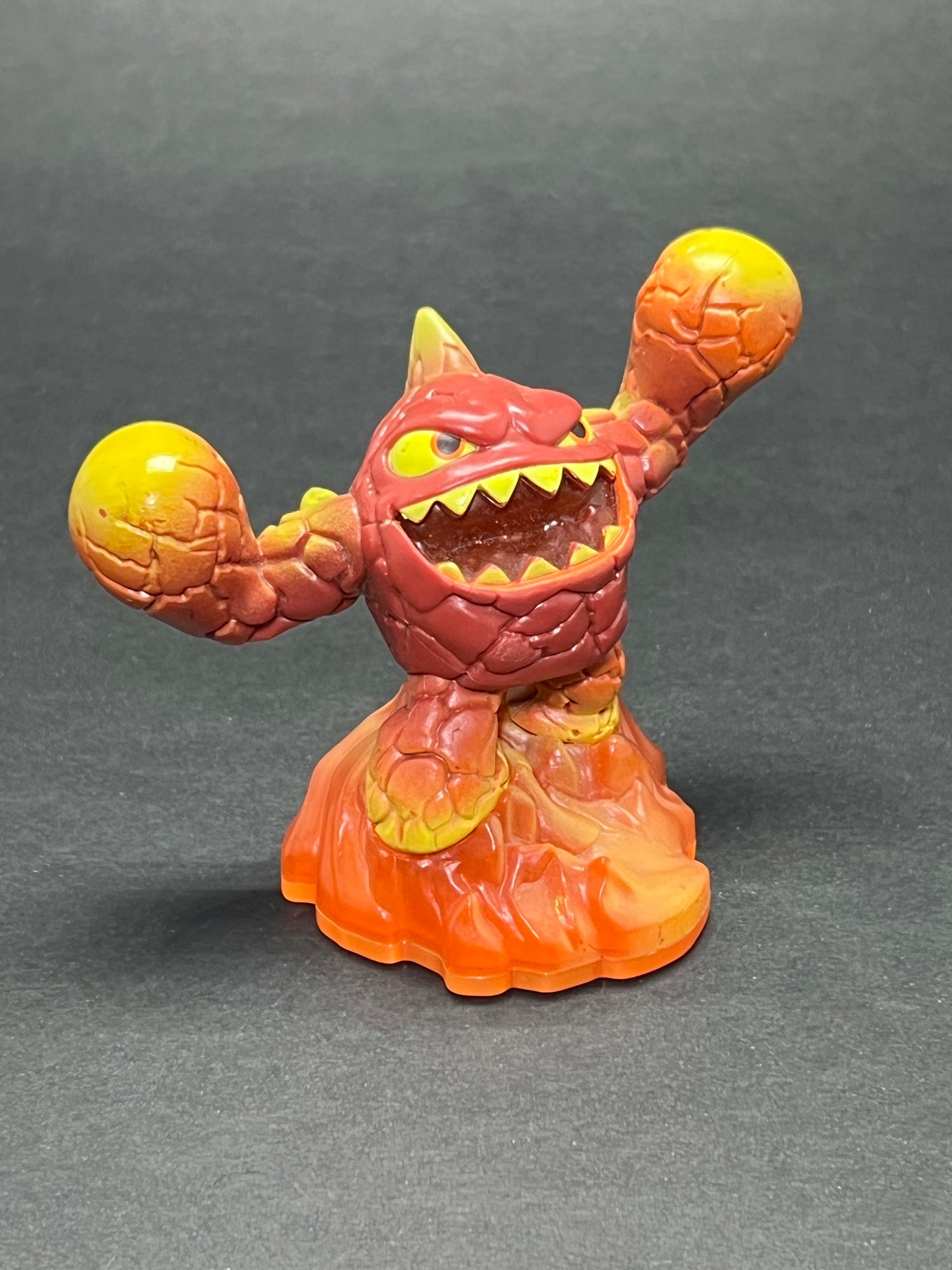 LightCore Eruptor - Giants